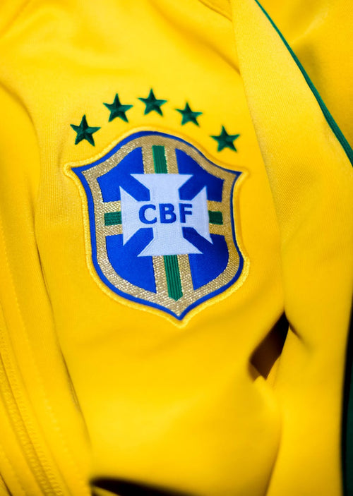 logo op voetbalshirt van Brazilië