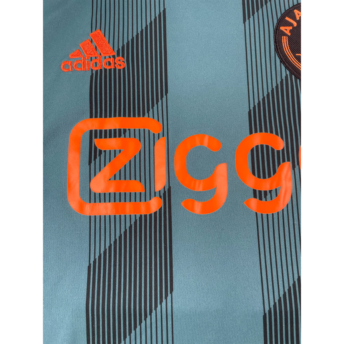 2019-20 Ajax Uit Shirt Tadic - Oldschool Voetbalshirts