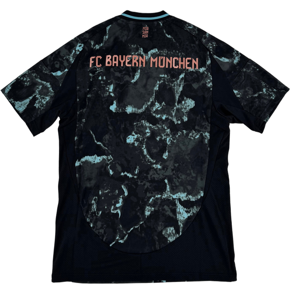 2024-25 Bayern München Uit Shirt - Nieuw - (M & L) - Oldschool Voetbalshirts