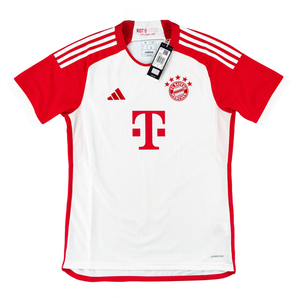 Rood Bayern München thuis voetbalshirt uit seizoen 2023 - 2024 voorkant