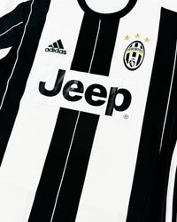 Juventus - Home Shirt - 2016/17 - Size M - 10/10