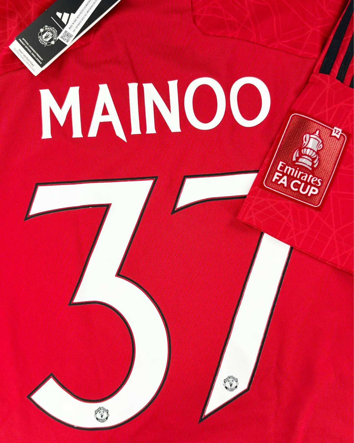 Manchester United - Home Shirt - MAINOO #37 - 2023/24 - Size L - 10/10