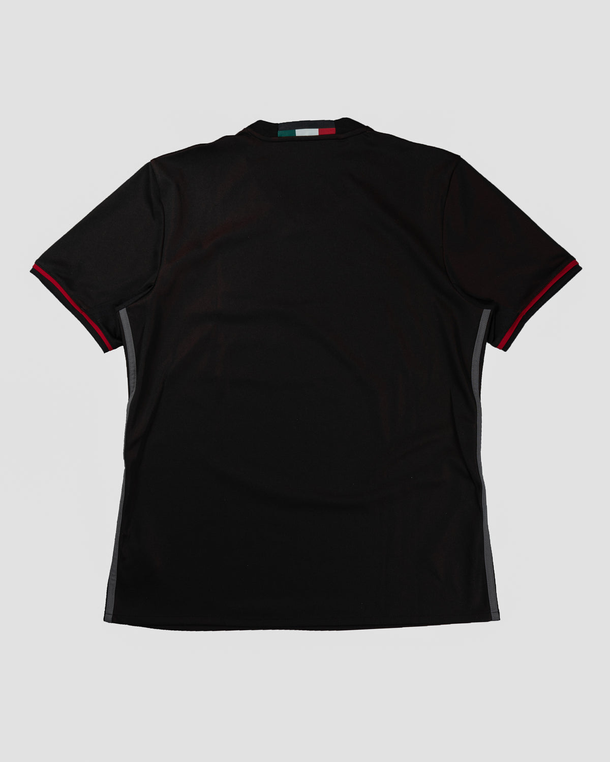 AC Milan - Home Kit - 2016/17 - Size M