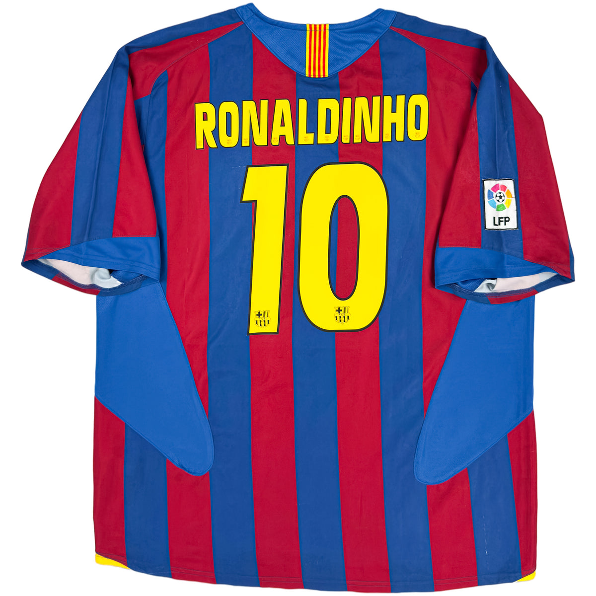 2005-06 FC Barcelona Home Shirt Ronaldinho