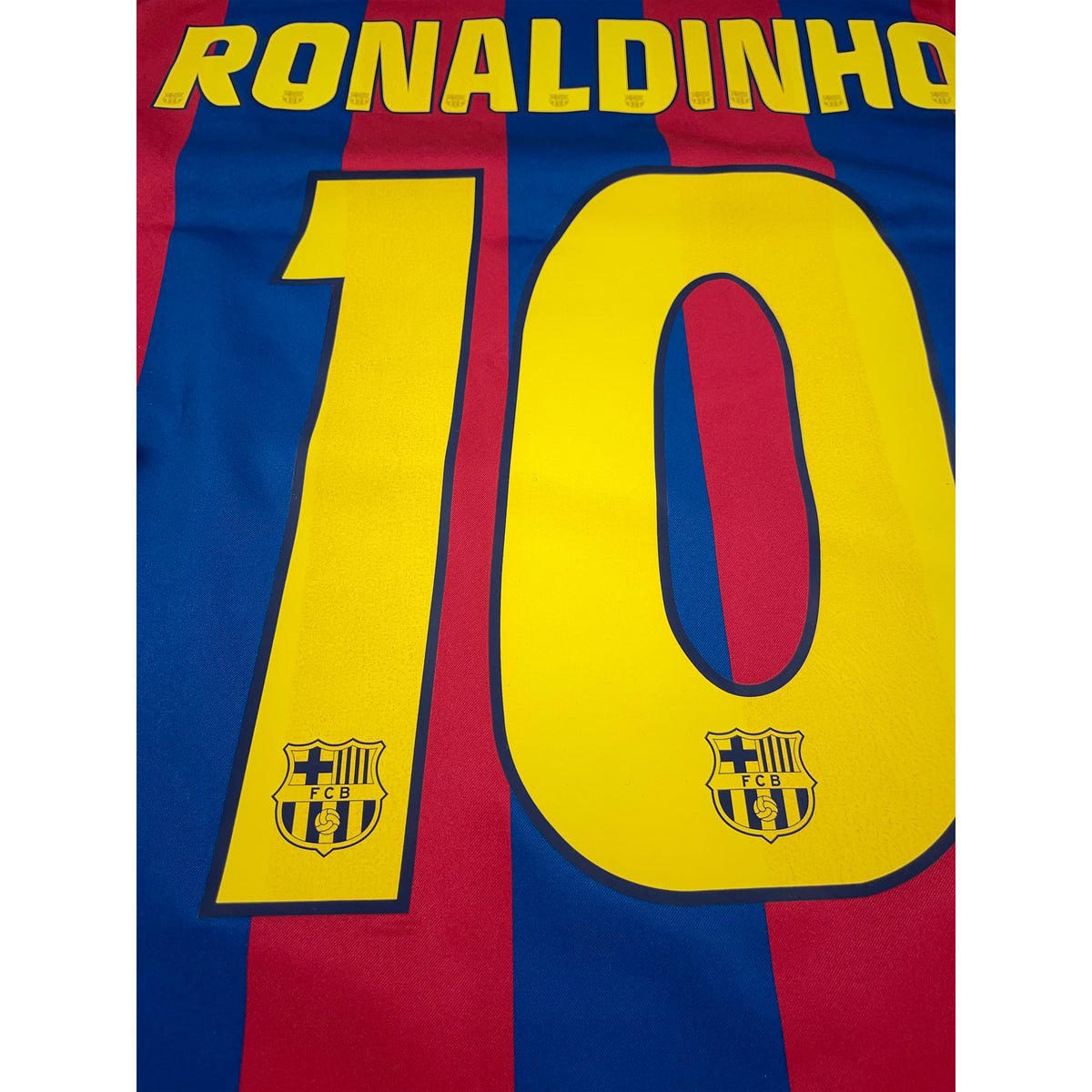 2005-06 FC Barcelona Heimtrikot Ronaldinho Neuauflage
