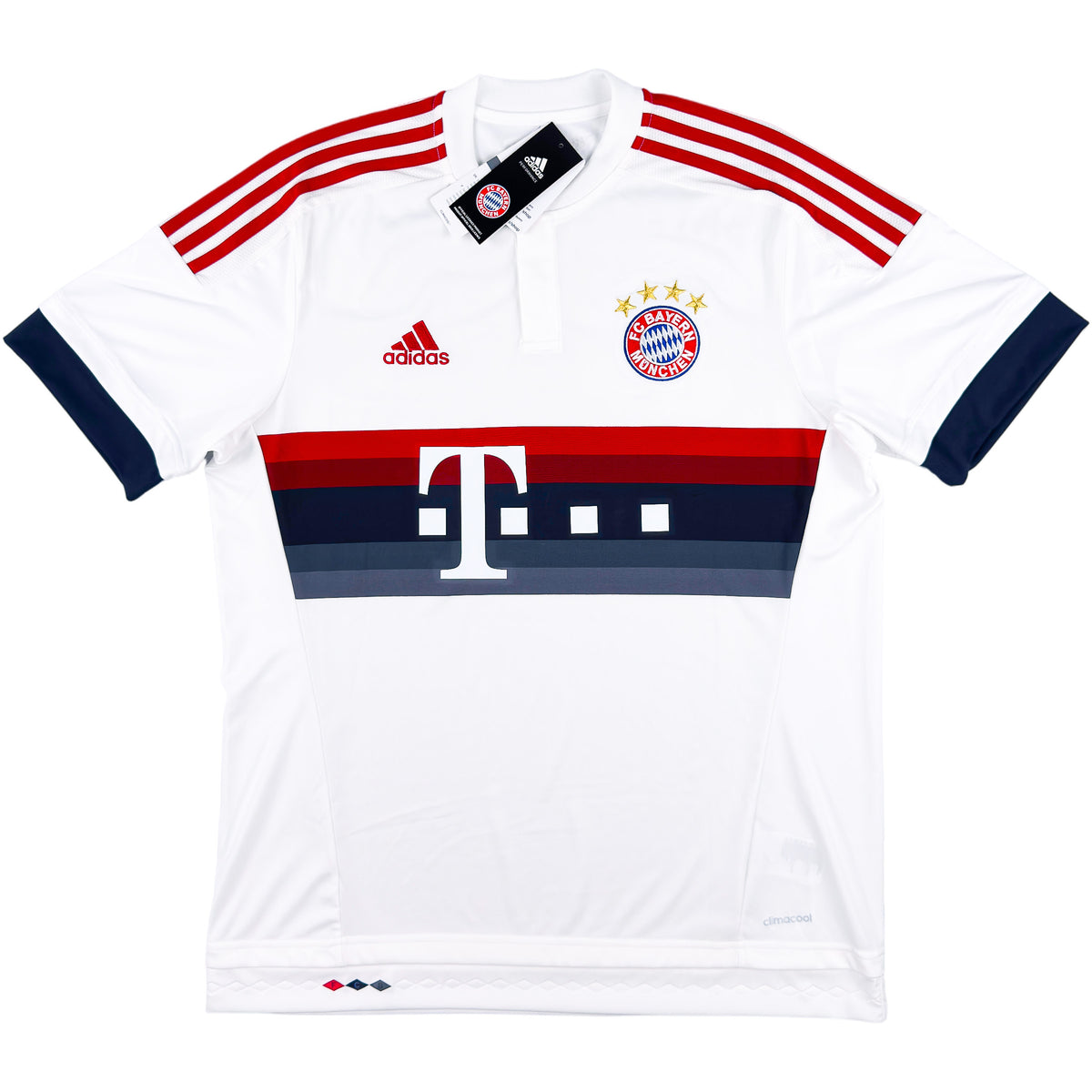2015-16 Bayern Munich Away Shirt