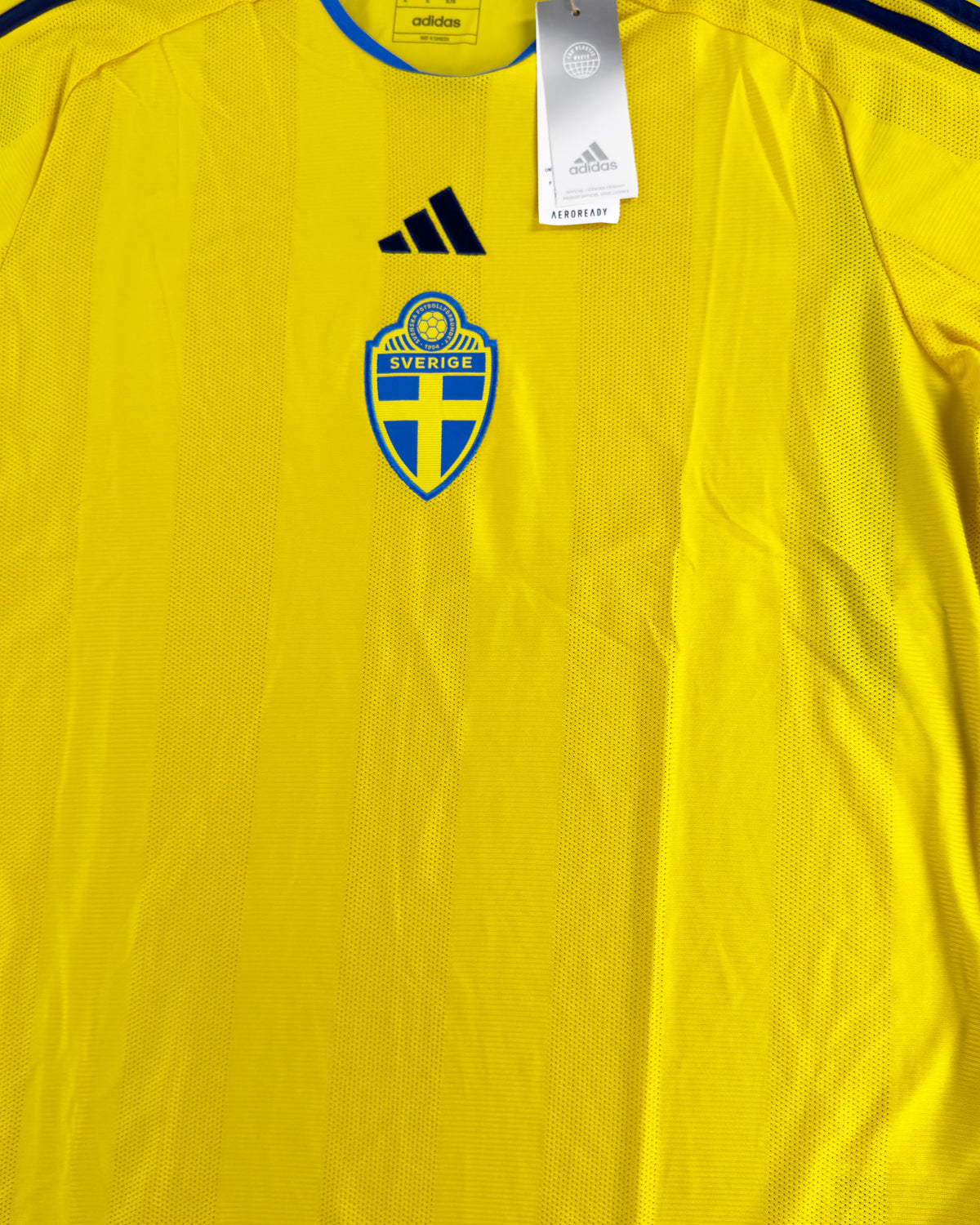 Sweden - Home Shirt - 2022/23 - Size XL - 10/10